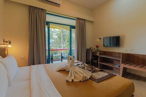 Superior Room, 1 Double Bed | In-room safe, rollaway beds, free WiFi, bed sheets - Carina Beach Resort (Benaulim)