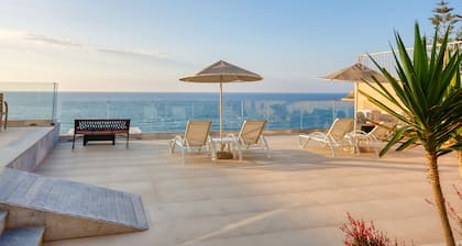 Archipelagos Hotel