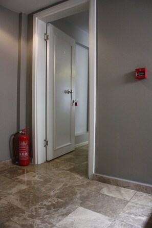 Interior - Santa Lucia Hotel (Istanbul)