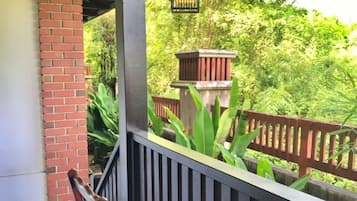 Standard Villa, 3 Bedrooms, Garden Area | Balkoni