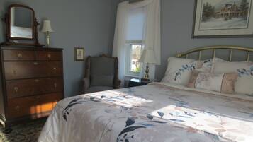 Classic Double Room, 1 Queen Bed, Non Smoking, Garden View | Premium bedding, individually decorated, individually furnished