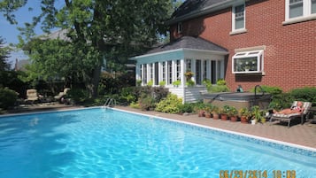 Seasonal outdoor pool