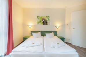 35-inch flat-screen TV with satellite channels, TV, heated floors - Aparthotel Tropenhaus Bansin (Heringsdorf)