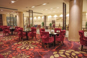 Coffee shop - Reef Global Hotel (Makkah)