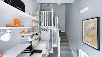 Spare Room Single (Room type located in all floors) | Hypo-allergenic bedding, minibar, in-room safe, desk