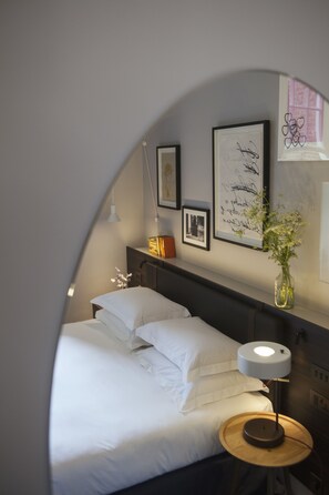 Hypo-allergenic bedding, minibar, in-room safe, desk - The Laslett Hotel (London)