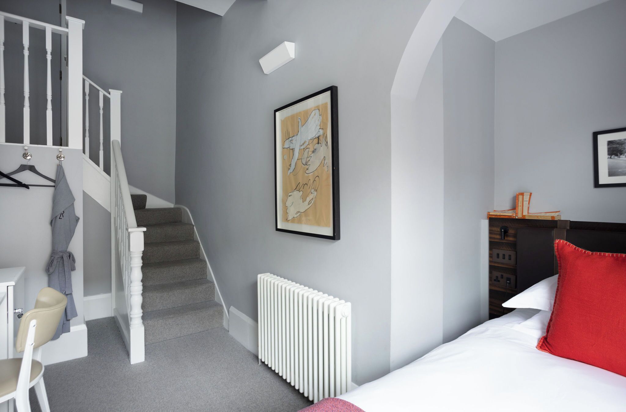 spare room single (room type located in all floors) | hypo-allergenic bedding, minibar, in-room safe, desk