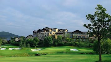 Room, 2 Double Beds, Non Smoking, Golf View (Balcony) | Exterior