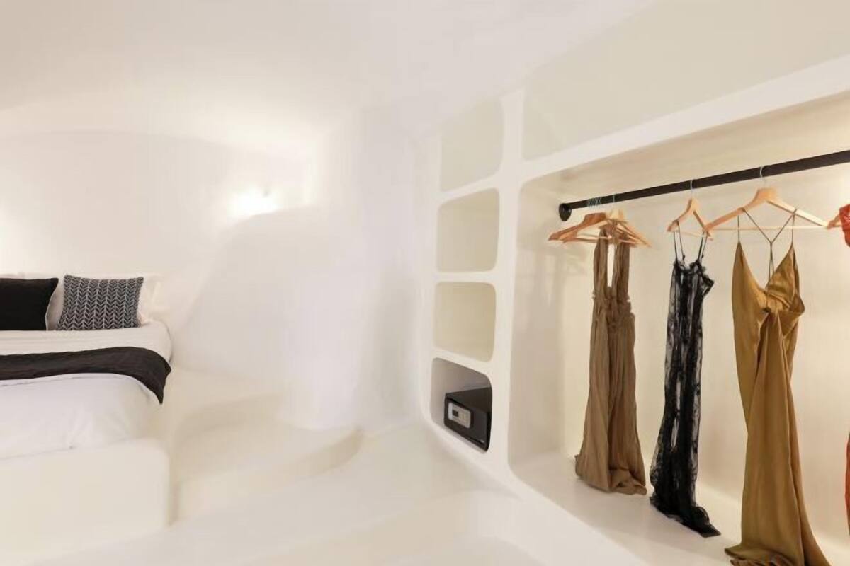 1 bedroom, premium bedding, in-room safe, individually decorated