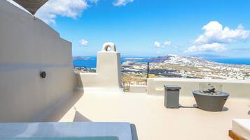 Suite (Canava with outdoor Hot Tub) | Terrace/patio