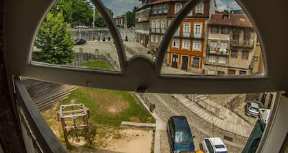 Trovador City Guest House