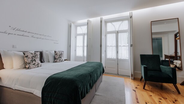 Standard Double or Twin Room - Trovador City Guest House (Guimarães)
