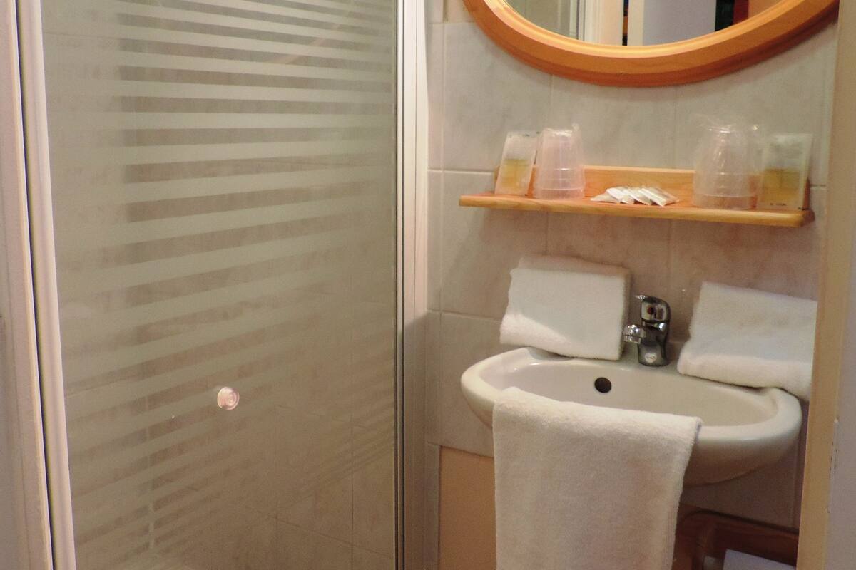 family room, terrace | bathroom | bathtub, free toiletries, hair dryer, towels
