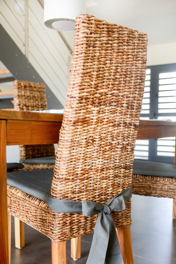 2 Bedroom Villa (Kas Bonnie) | In-room dining