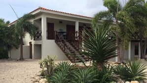 3 Bedroom Villa (Villa Trupial) | 客房內保險箱、免費無線上網