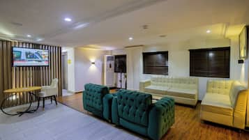 Sala de estar en el lobby