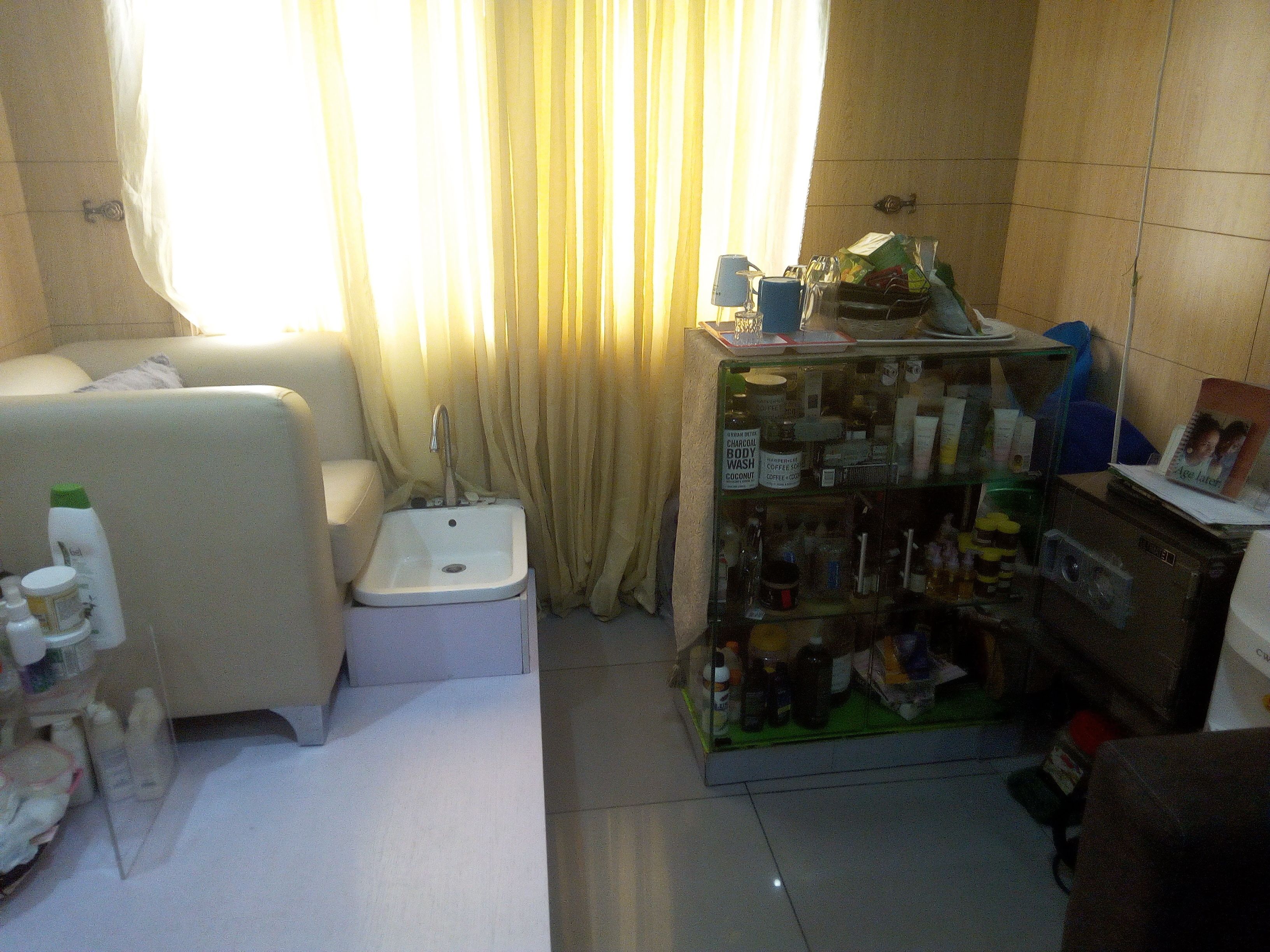 couples treatment room(s), body treatments, hydrotherapy, aromatherapy