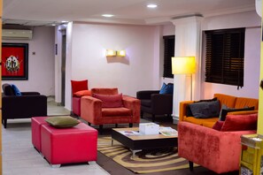 Lobby - GolfView Suites & Conference Center (Lagos)