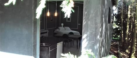 Traditioneel huis, 1 slaapkamer | 1 slaapkamer, luxe beddengoed, bedden met traagschuimmatras