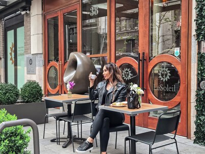 Executive Hotel Le Soleil New York