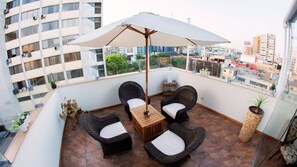 Deluxe Studio Suite | Terrace/patio