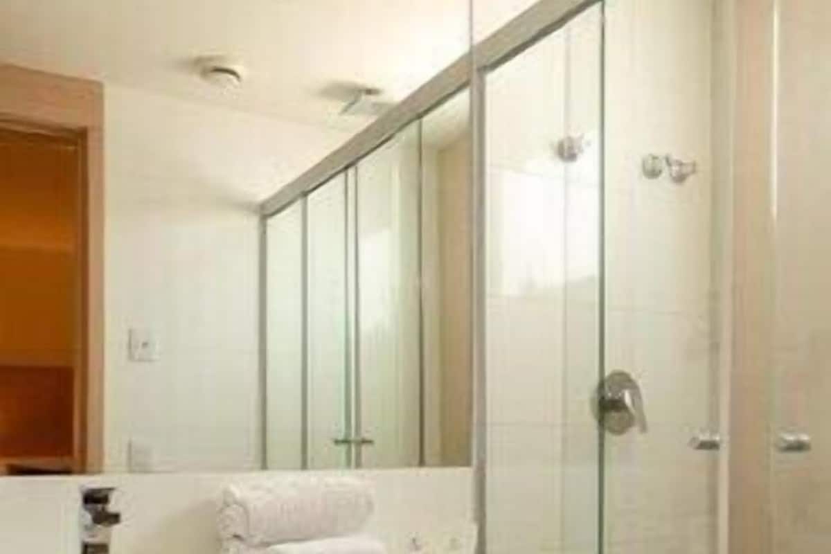 Badrum | Gratis toalettartiklar, hårtork, handdukar och tvål