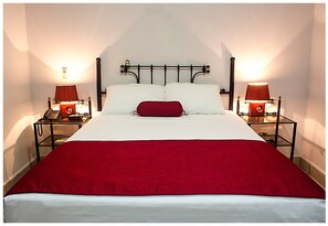 ห้องซิงเกิล, เตียงควีนไซส์ 1 เตียง | ตู้นิรภัยในห้องพัก, โต๊ะทำงาน, Wi-Fi ฟรี