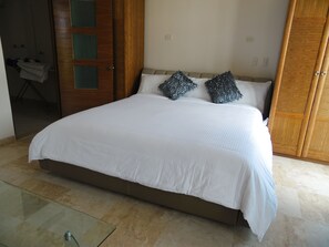 Deluxe Penthouse, 3 Bedrooms