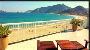 View from property - KS Beach Hotel (Rio de Janeiro)