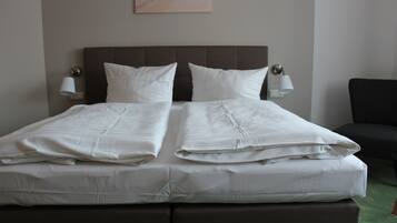 Double Room | Living area | Flat-screen TV