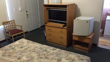 Kamar, 1 Tempat Tidur King | Setrika/meja setrika, Wi-Fi gratis, dan seprai linen