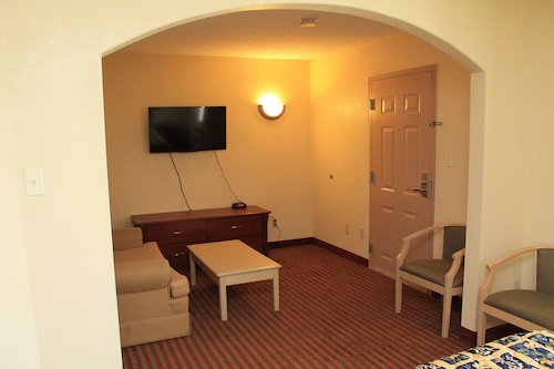 Best Way Inn & Suites