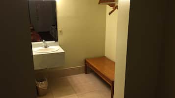 Free toiletries, hair dryer, towels