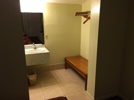 Produtos de toalete grátis, secador de cabelo (mediante solicitação)