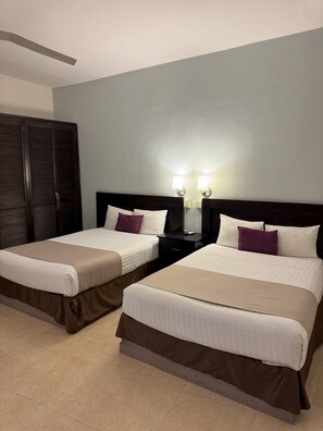 Standard Double Room | In-room safe, desk, laptop workspace, iron/ironing board
