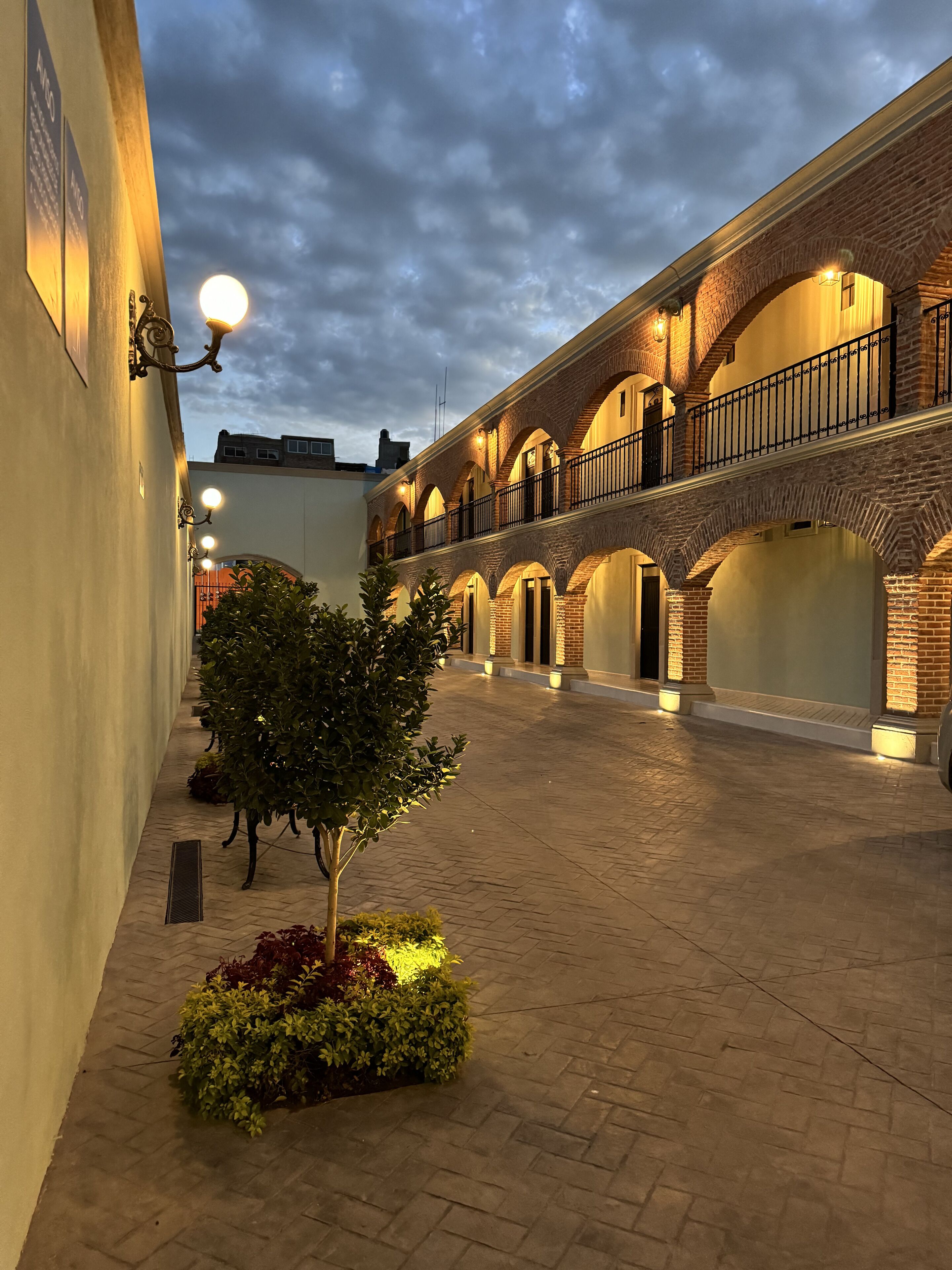 المنشأة من الخارج