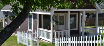 River Rock Cottages