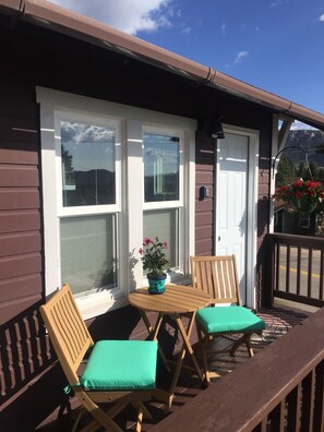 Aspen Cottage | Balcony - River Rock Cottages (Estes Park)