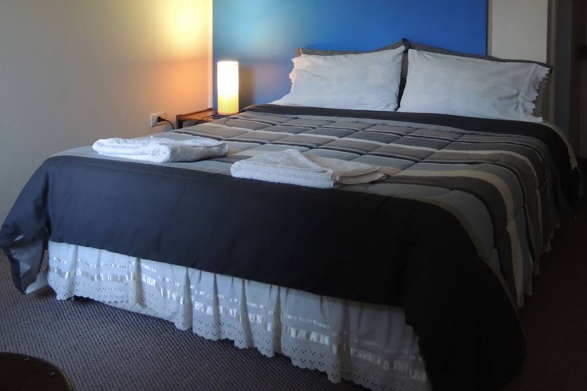 In-room safe, free WiFi, bed sheets