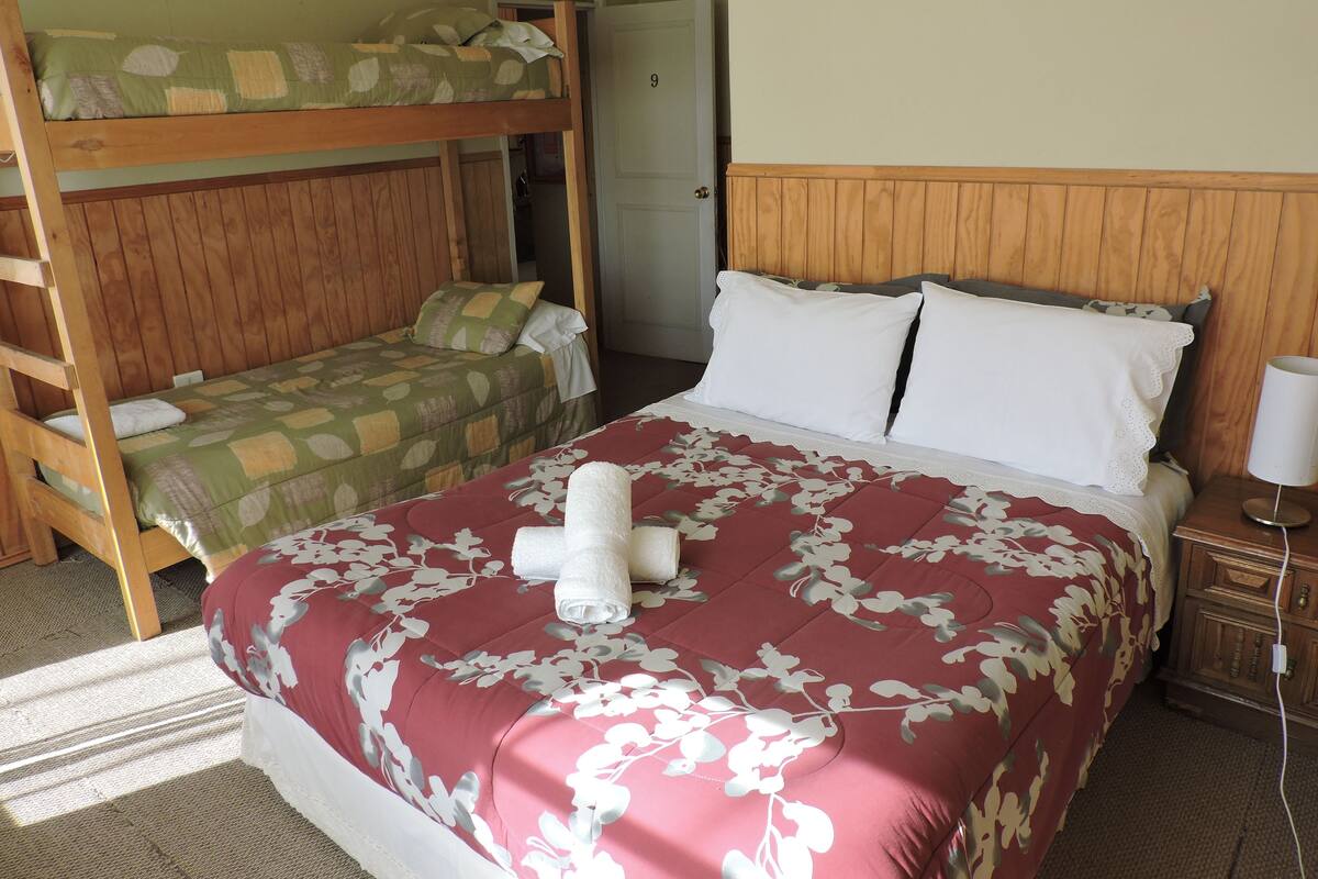 In-room safe, free WiFi, bed sheets