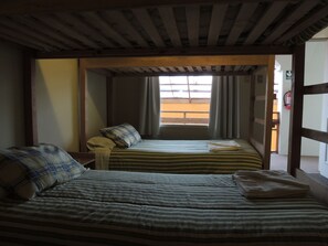 In-room safe, free WiFi, bed sheets