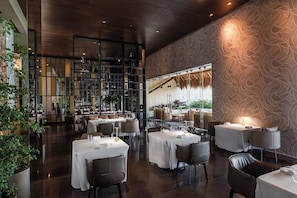 8 restaurantes, café da manhã, culinária regional