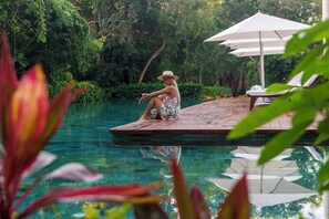 Indoor pool, 3 outdoor pools, pool umbrellas, sun loungers - Ambassador at Grand Velas All Inclusive (Playa del Carmen)