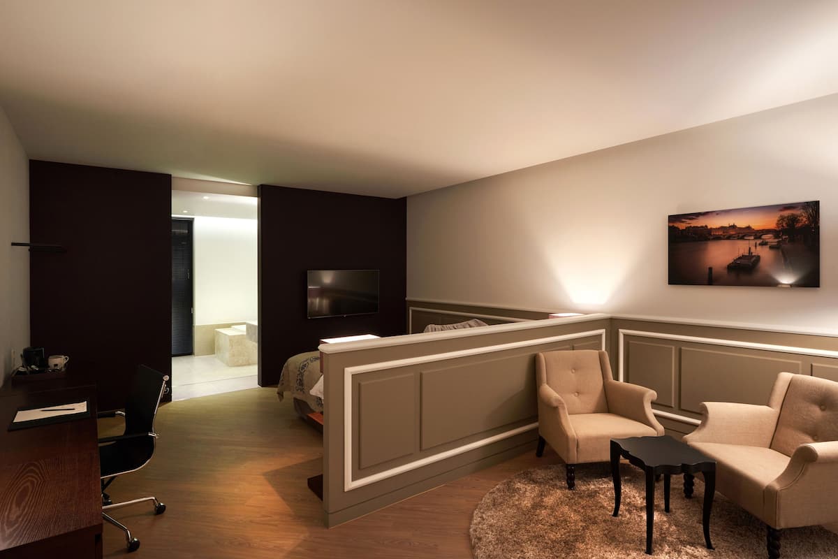 Semi Suite | Lençóis italianos Frette, roupas de cama premium, camas Select Comfort
