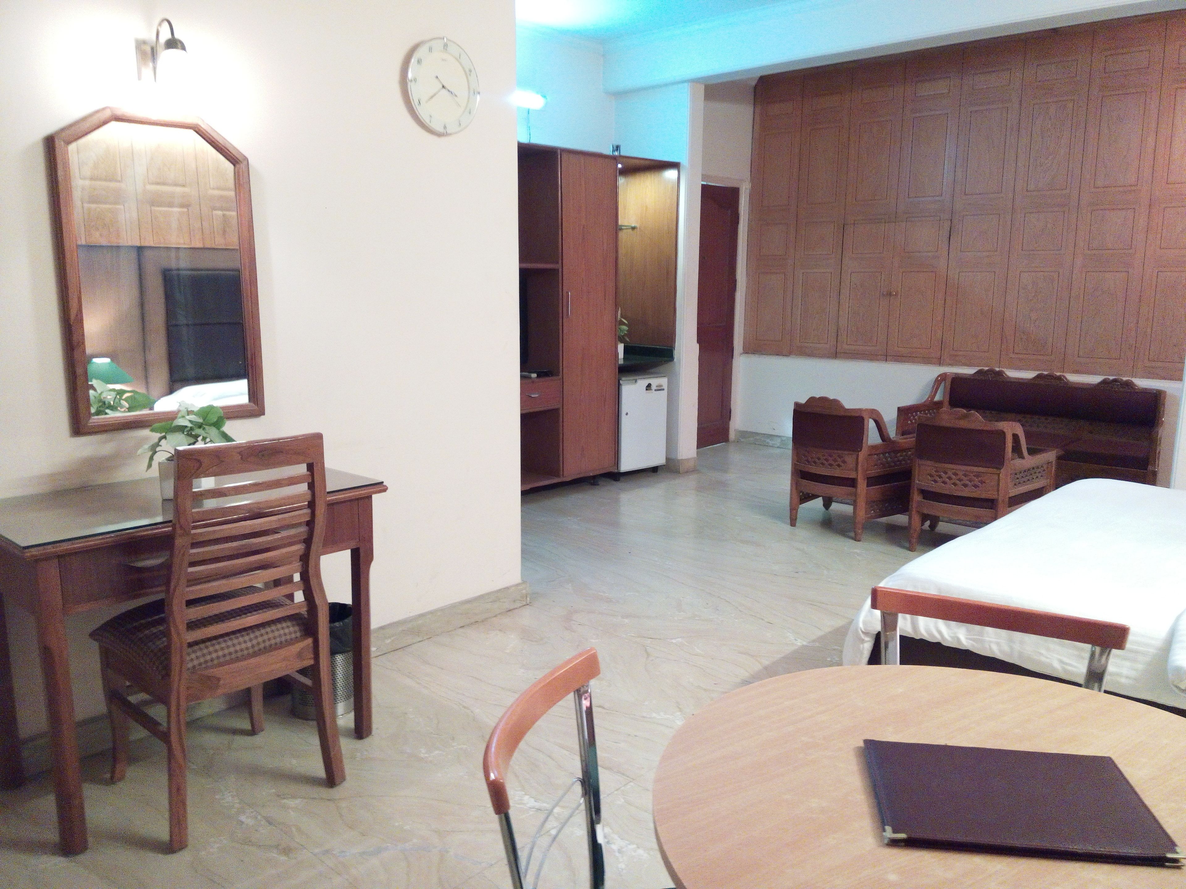 Superior Double Room, 2 Bedrooms, City View | Living area | LCD TV