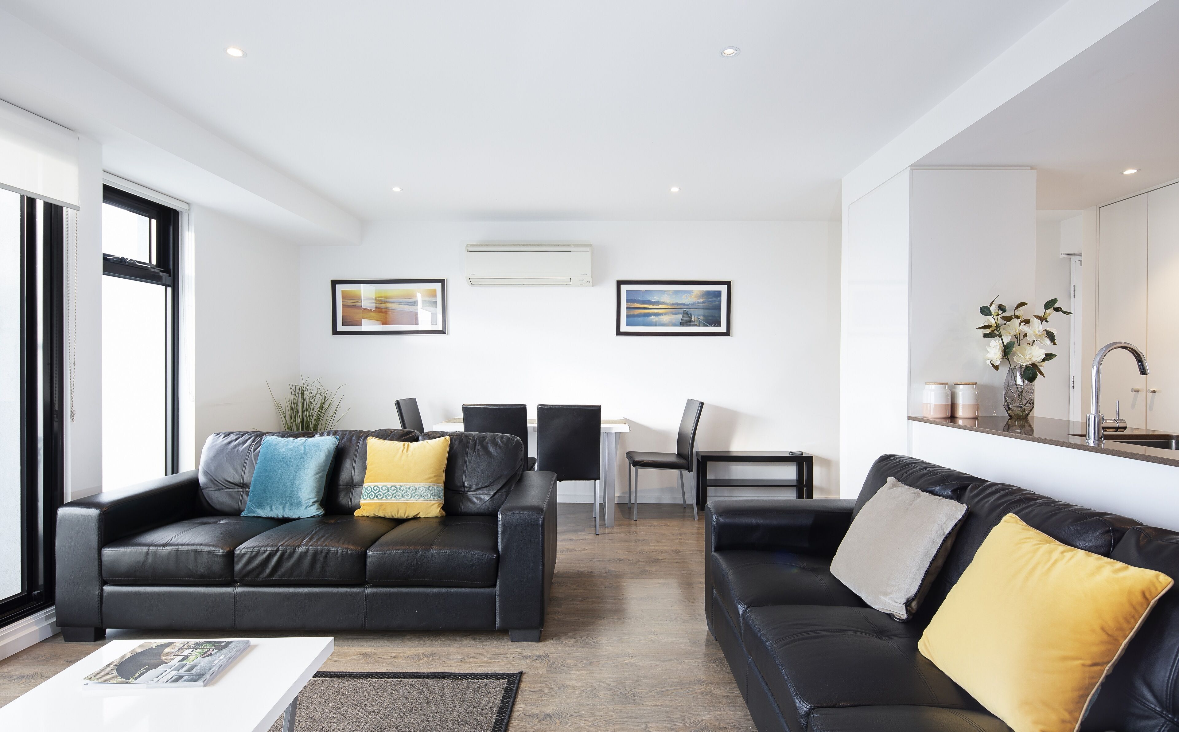 RNR Serviced Apartments North Melbourne — image 6