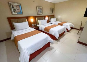 Triple Room | Premium bedding, in-room safe, desk, blackout curtains - Royal Garden Hotel (Ozamiz)