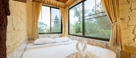 Deluxe Room | Free WiFi