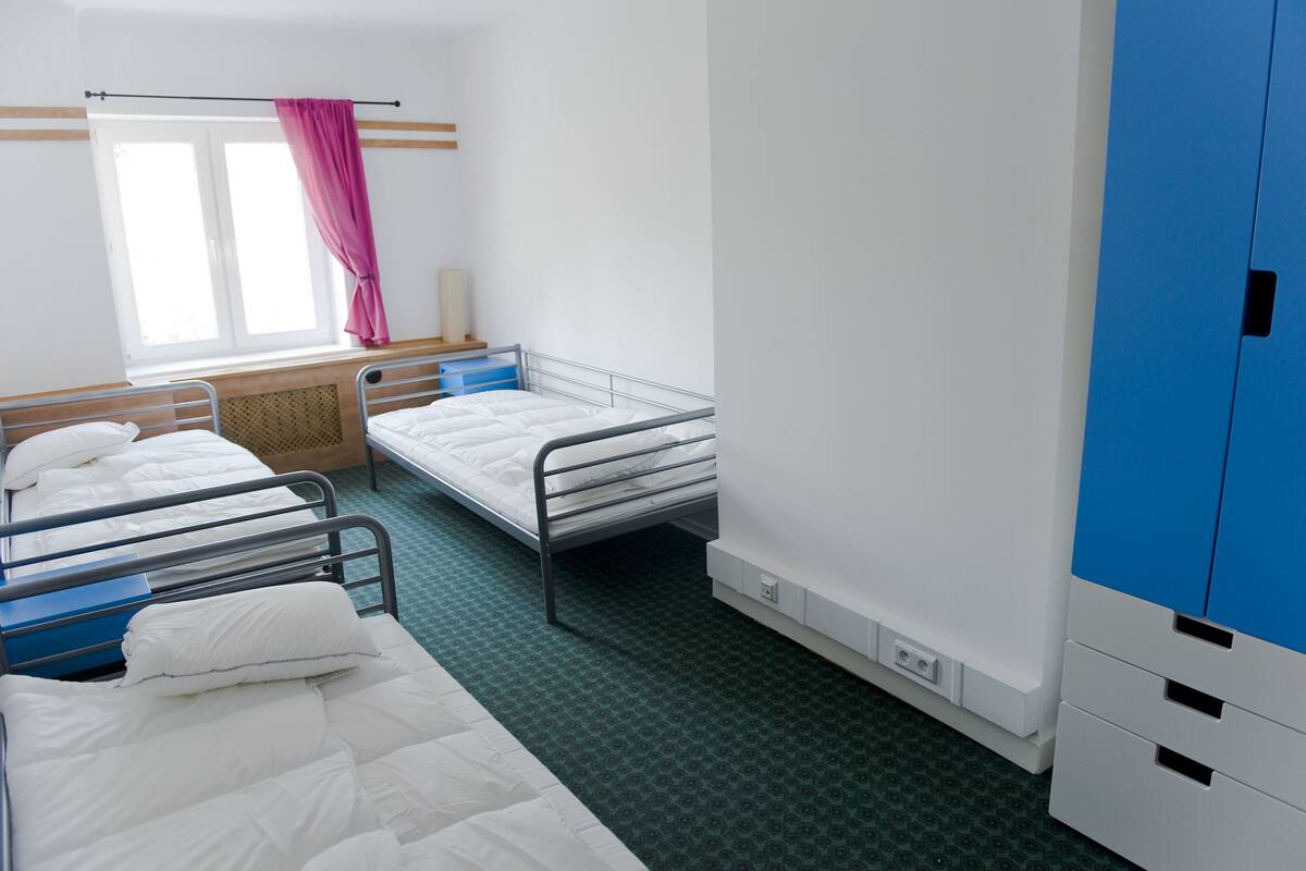 Iron/ironing board, free WiFi