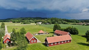 Property grounds - Hagbards By (Sloinge)